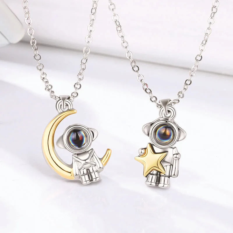 Collar Personalizado con Foto – Astronauta y Luna