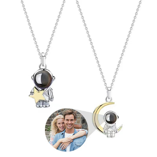 Collar Personalizado con Foto – Astronauta y Luna